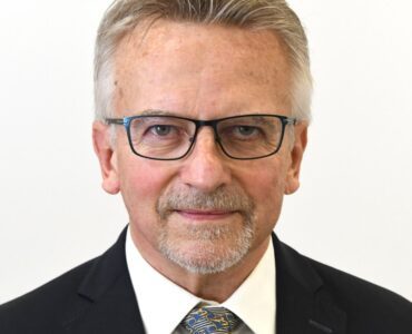 Dr. Karl-Heinz Kamp